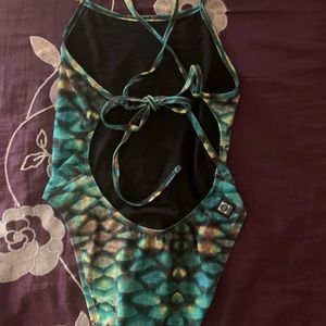 Size 28 Tie Back Jolyn